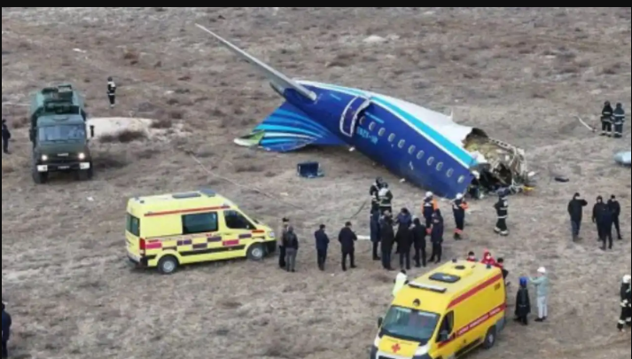 azerbaijan airlines plane crashes azerbaijan airlines plane crashes in kazakhstan